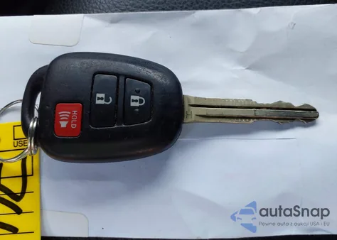 2019 Toyota Highlander Le из США, поврежденный, VIN 5TDBZRFH2KS705589